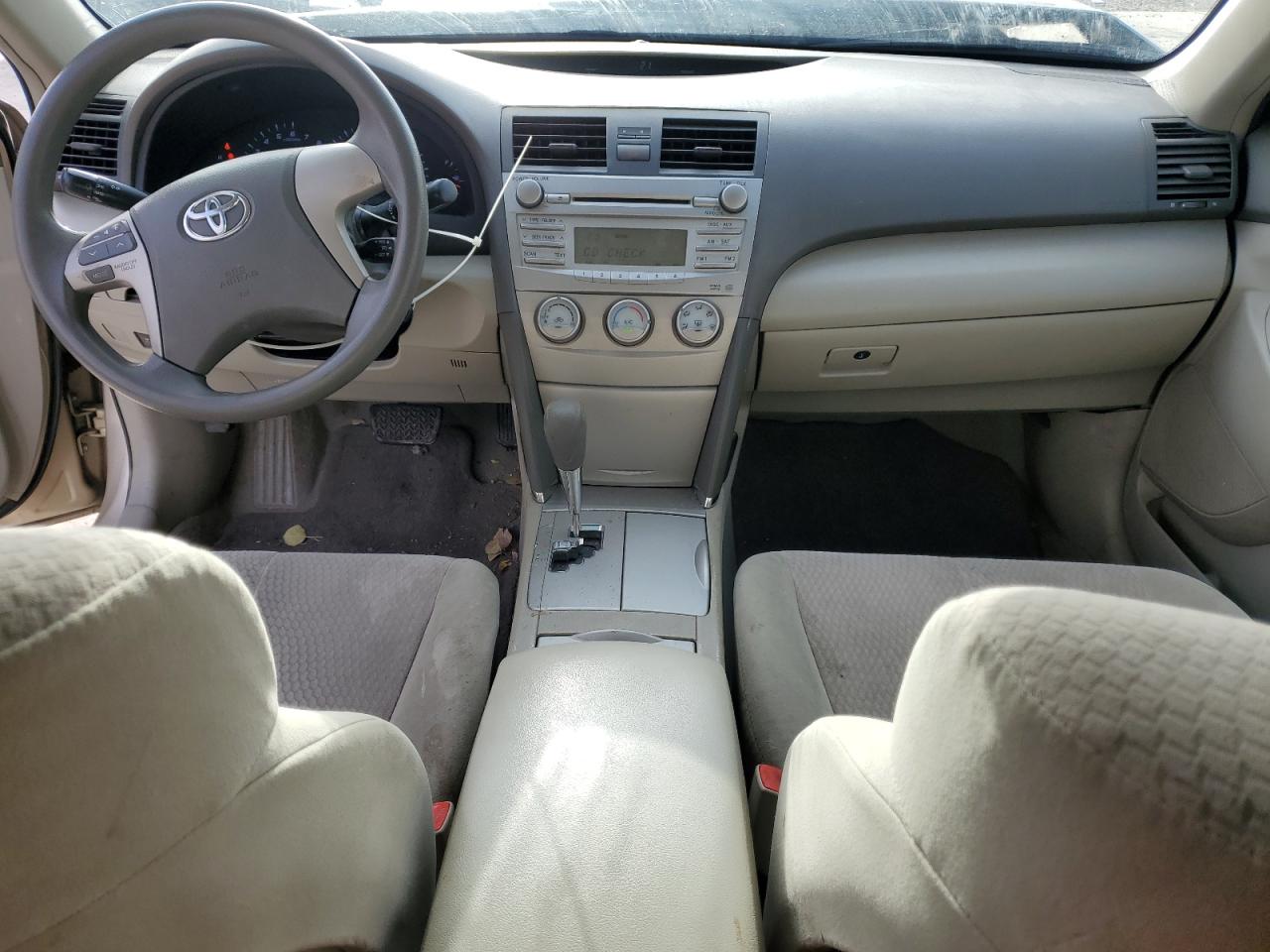 2011 Toyota Camry - Image 8
