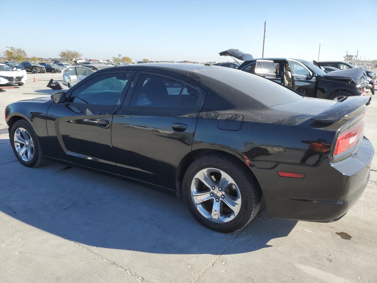 VIN 2C3CDXBG2DH525426 2013 DODGE CHARGER no.2