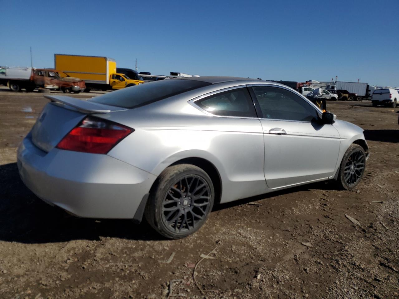 2009 Honda Accord - Image 3