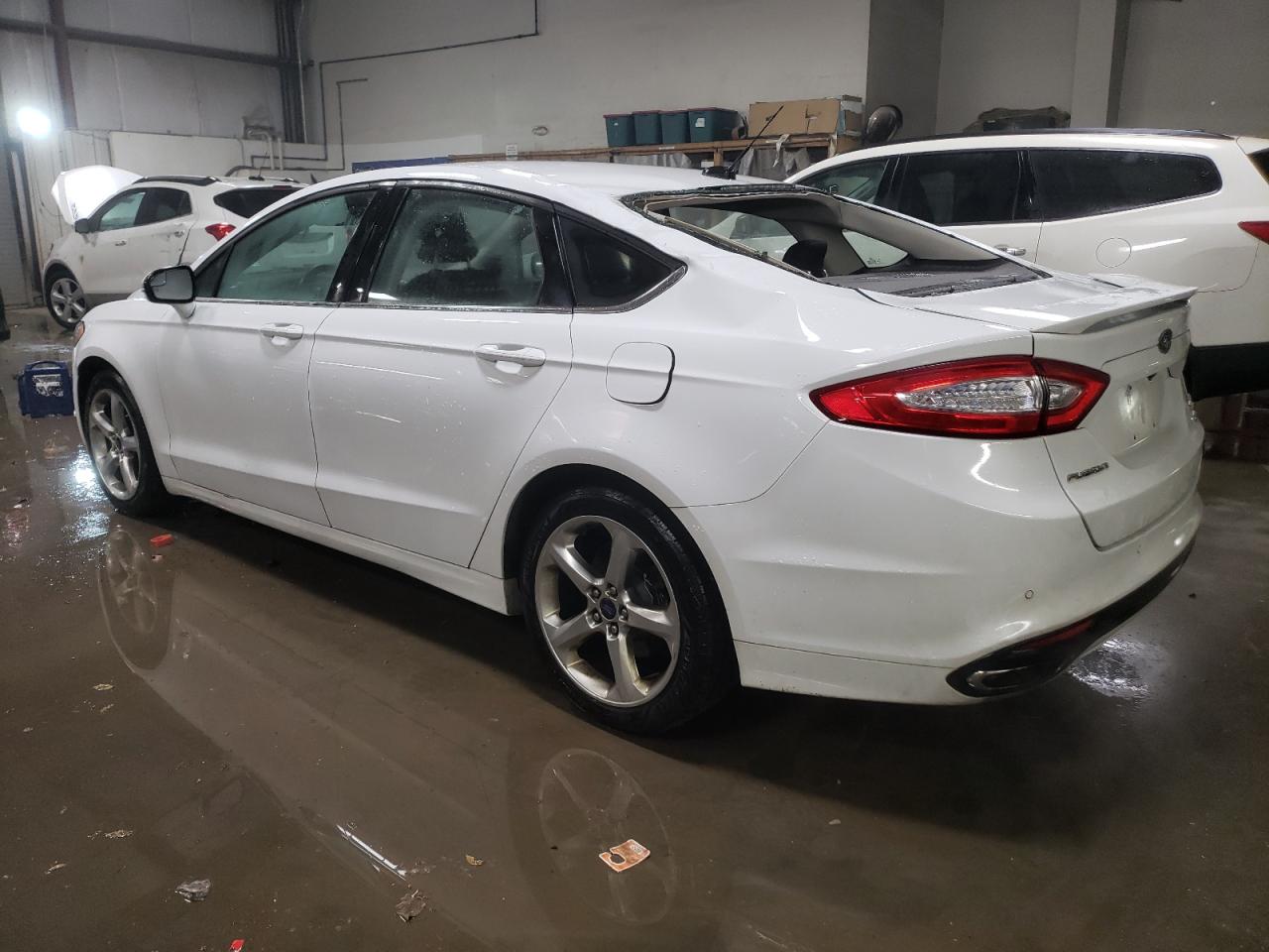 2016 Ford Fusion - Image 2