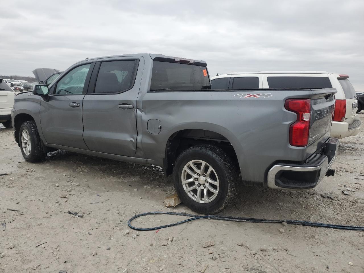 2021 Chevrolet Silverado - Image 2