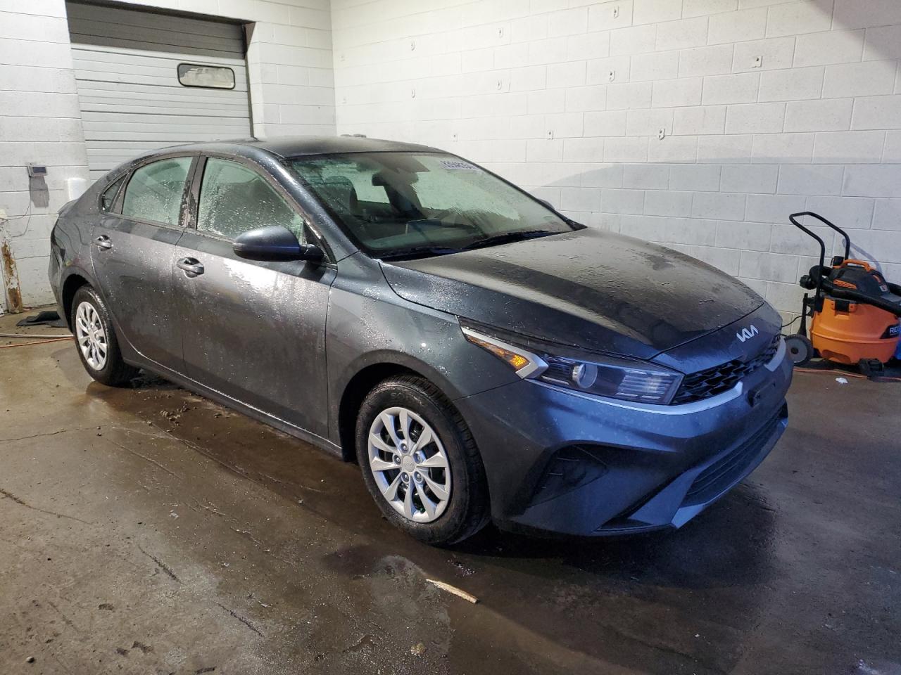 2024 Kia Forte - Image 4