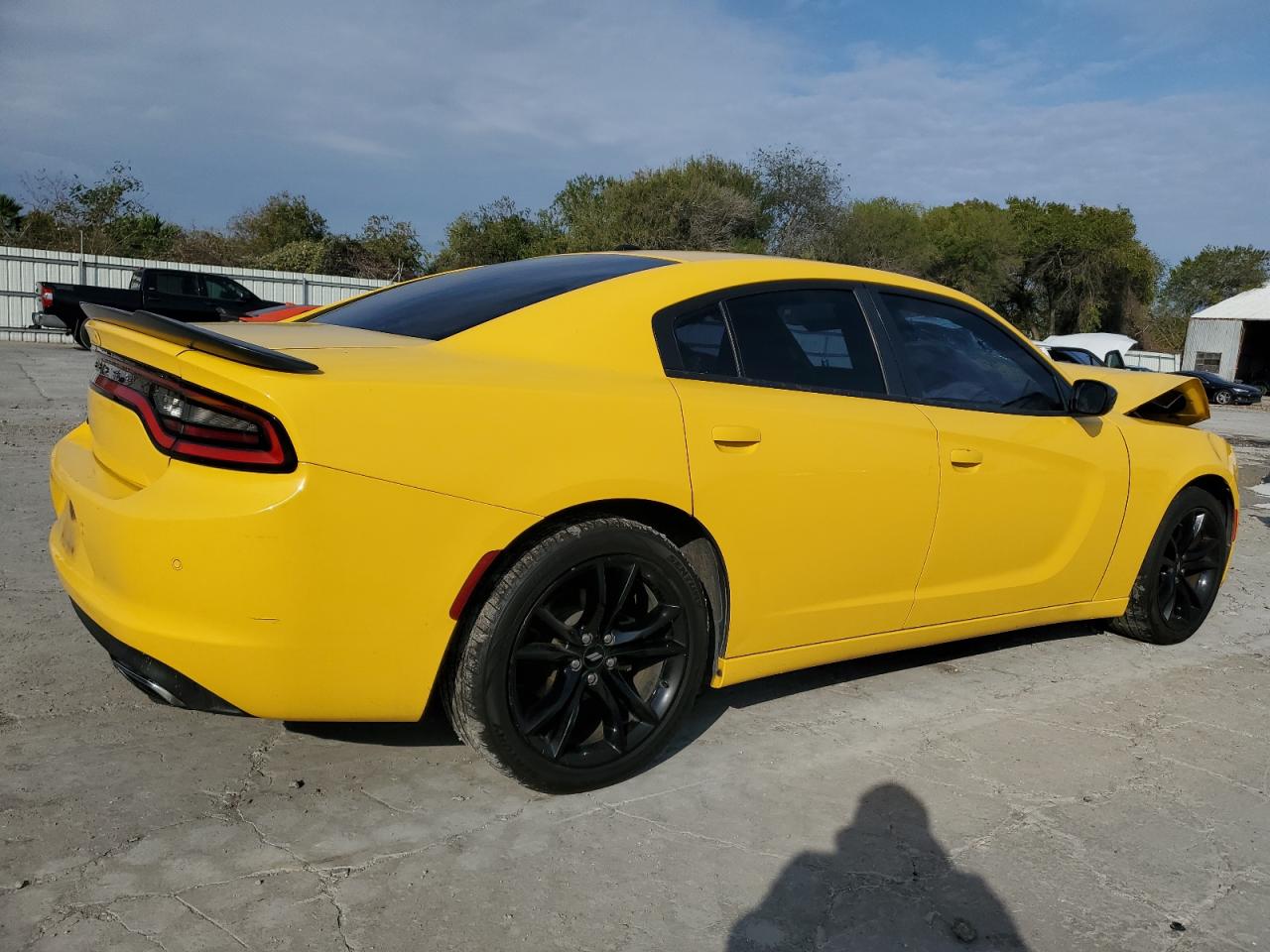 2018 Dodge Charger - Image 3