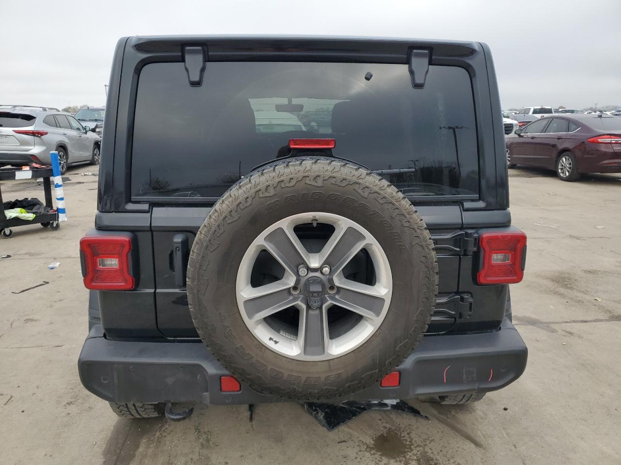 2020 Jeep Wrangler - Image 6