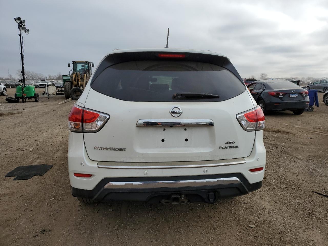 2015 Nissan Pathfinder S VIN: 5N1AR2MM0FC704091 Lot: 82857594