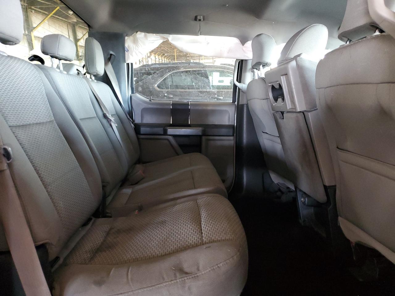 2016 Ford F-150 - Image 10