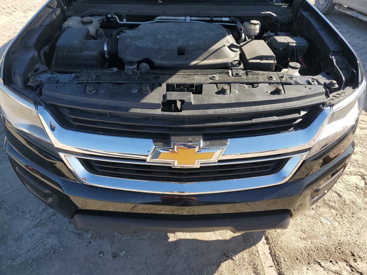 2020 Chevrolet Colorado - Image 11