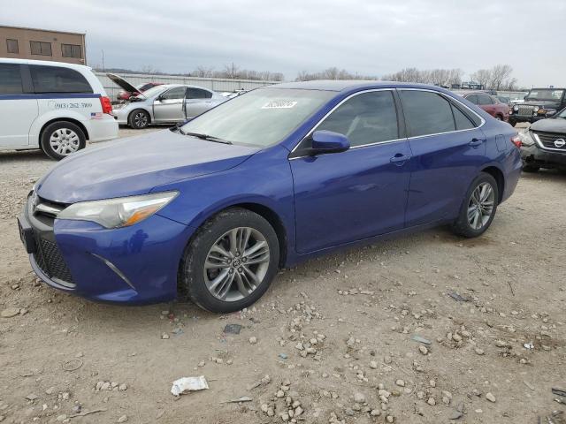 Sedans TOYOTA CAMRY 2015 Granatowy