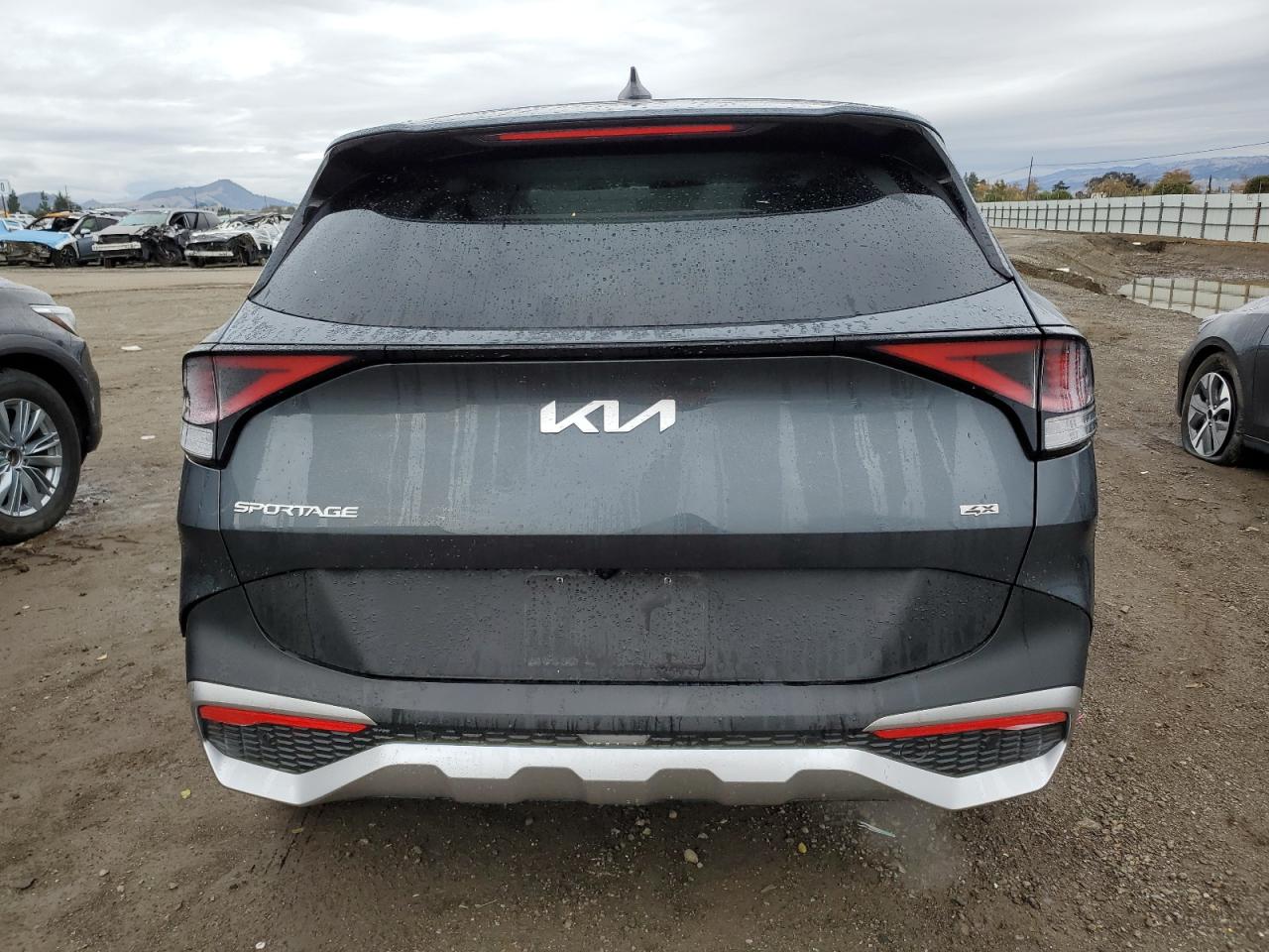 2024 Kia Sportage - Image 6