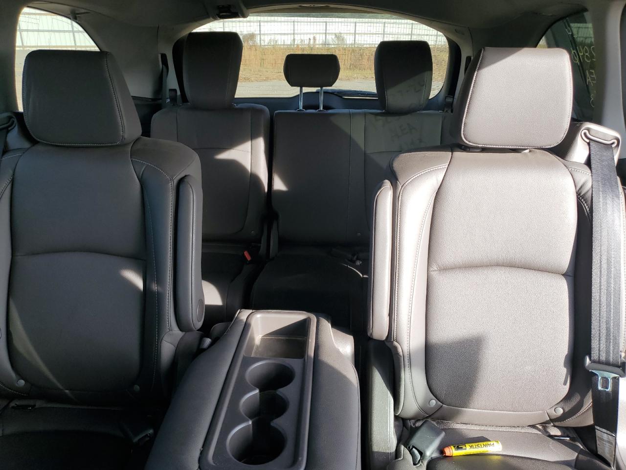 2022 Honda Odyssey - Image 10