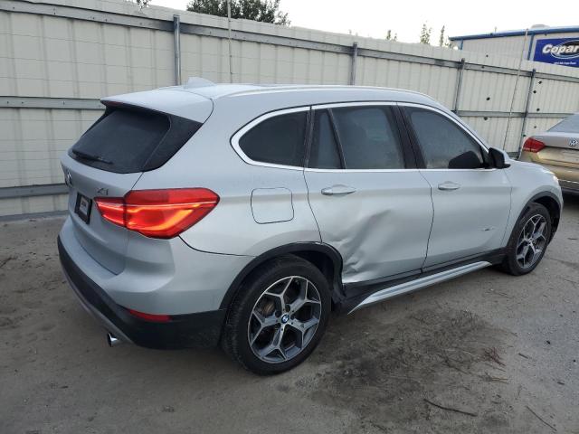  BMW X1 2017 Серебристый