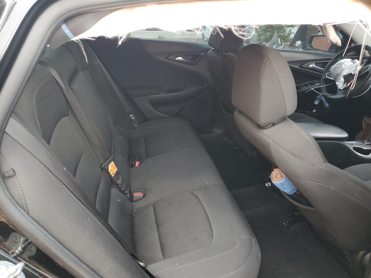 2016 Chevrolet Malibu - Image 10