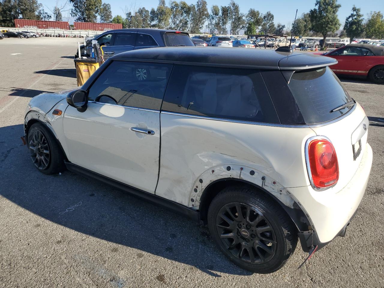 VIN WMWXM5C57FT939819 2015 MINI COOPER no.2