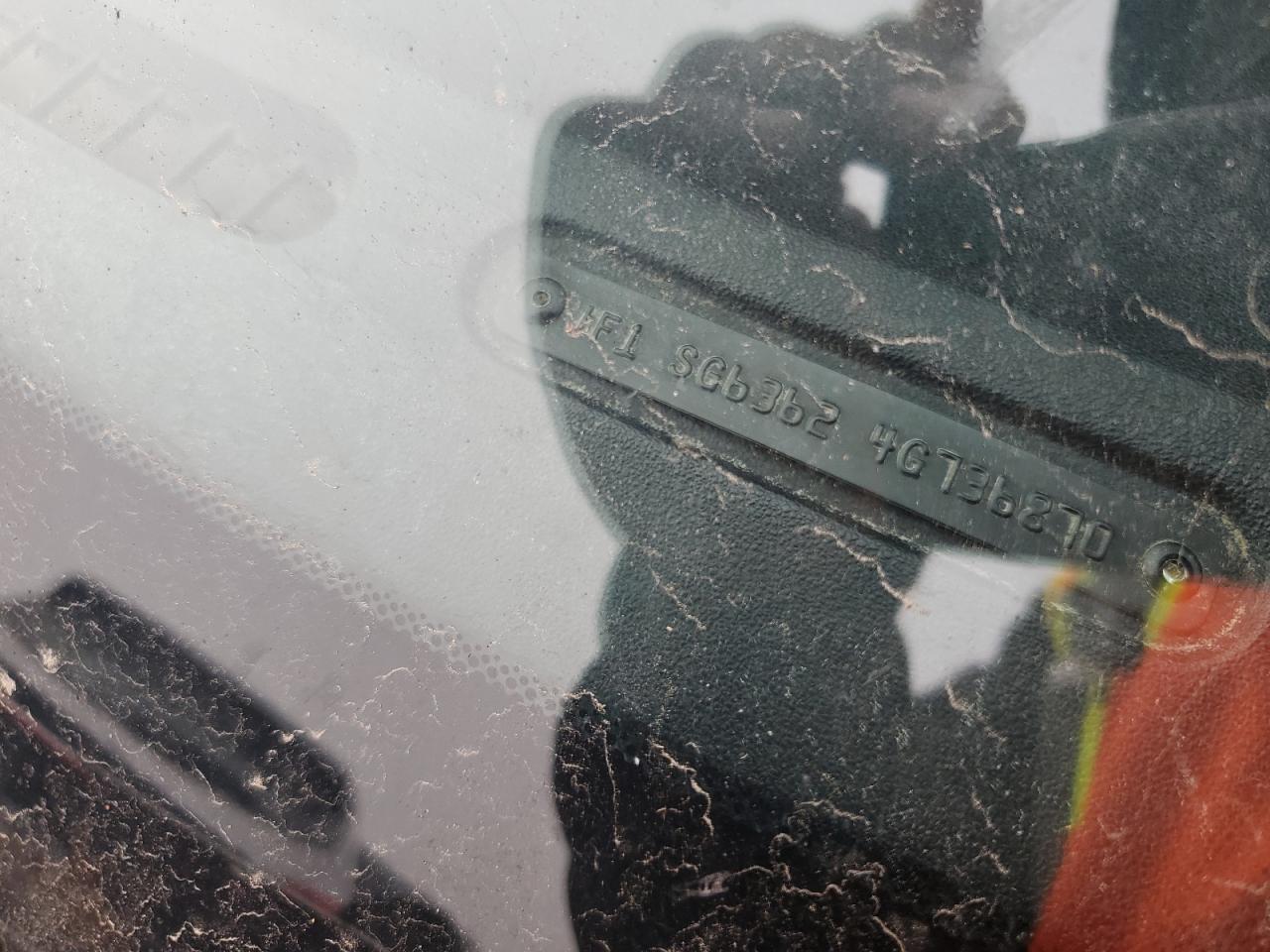 2004 Subaru Forester - Image 12