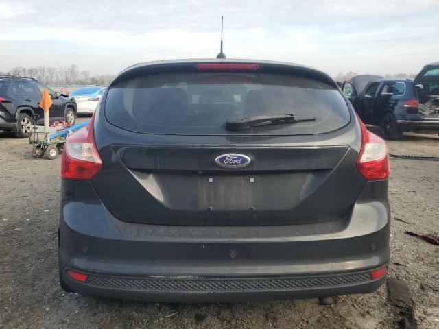  FORD FOCUS 2013 Czarny