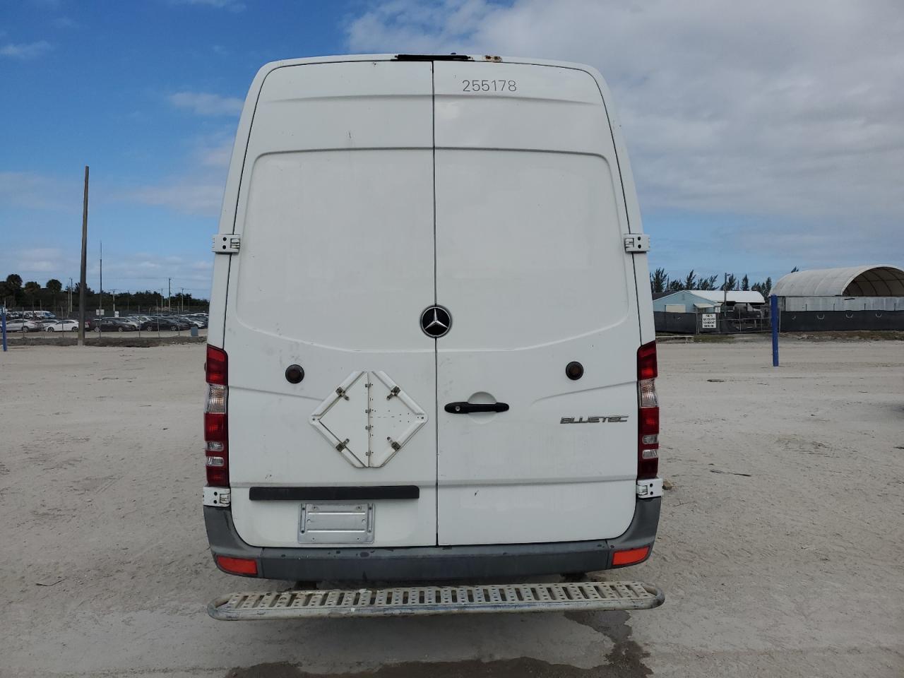 VIN WD3PE8DE8E5902808 2014 MERCEDES-BENZ SPRINTER no.6