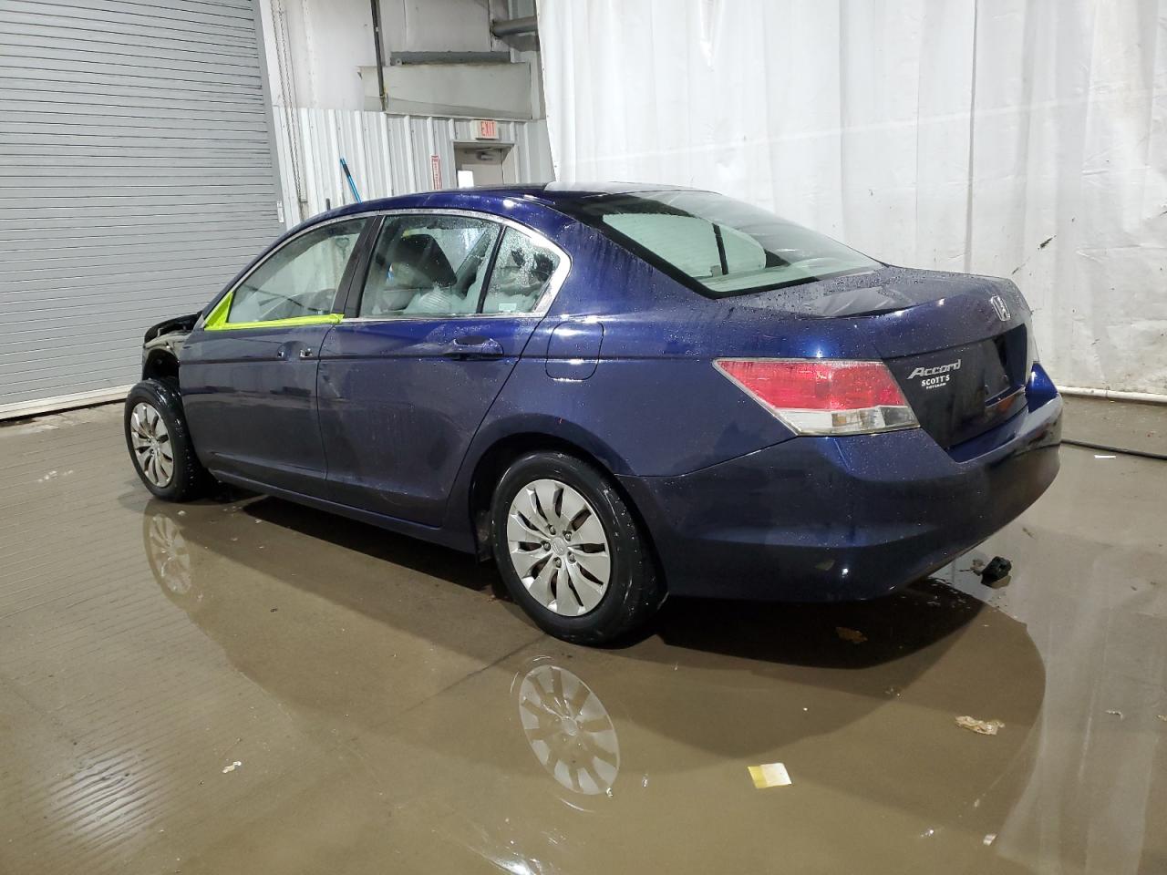 2010 Honda Accord - Image 2
