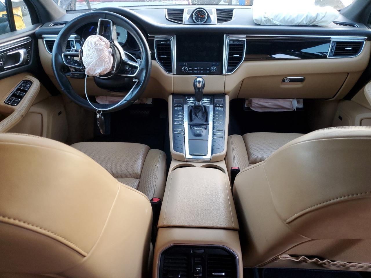 2018 Porsche Macan - Image 8