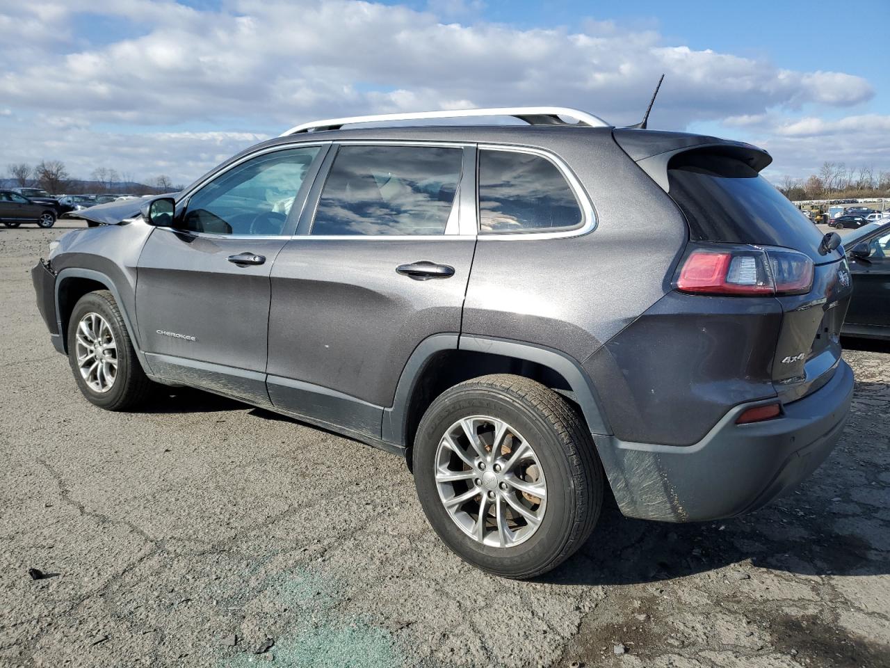 2019 Jeep Grand Cherokee - Image 2