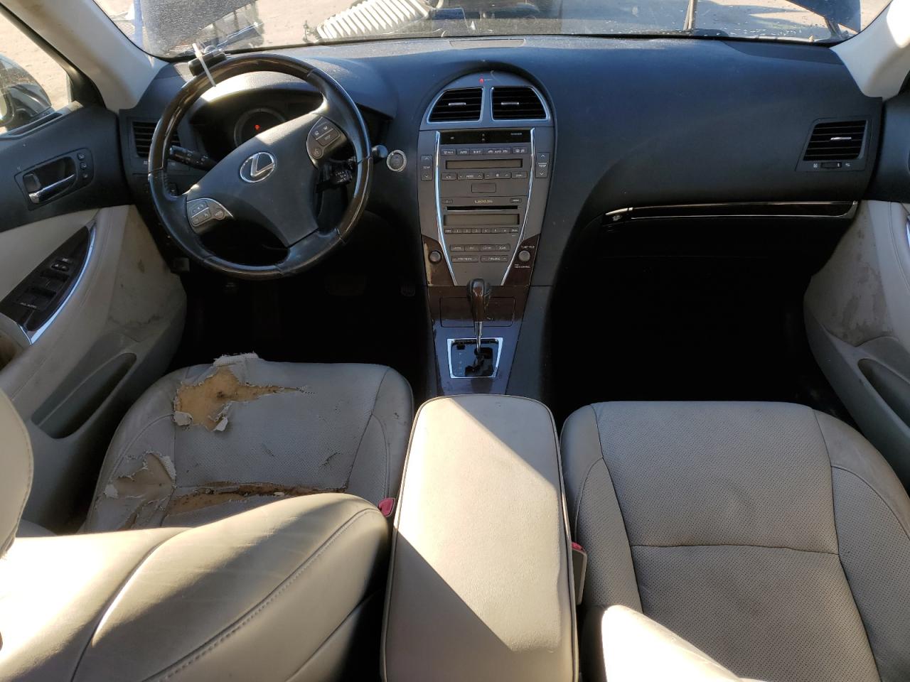 2011 Lexus ES - Image 8