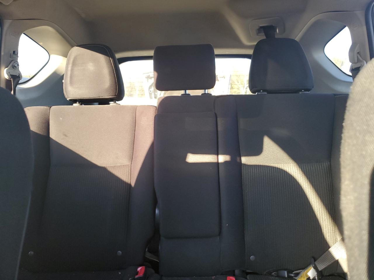 2015 Toyota RAV 4 - Image 10