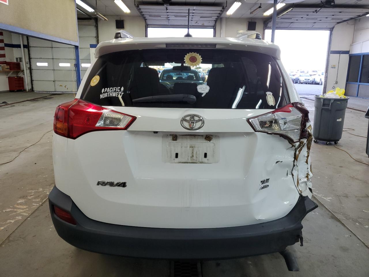 VIN 2T3RFREV5EW175782 2014 TOYOTA RAV4 no.6