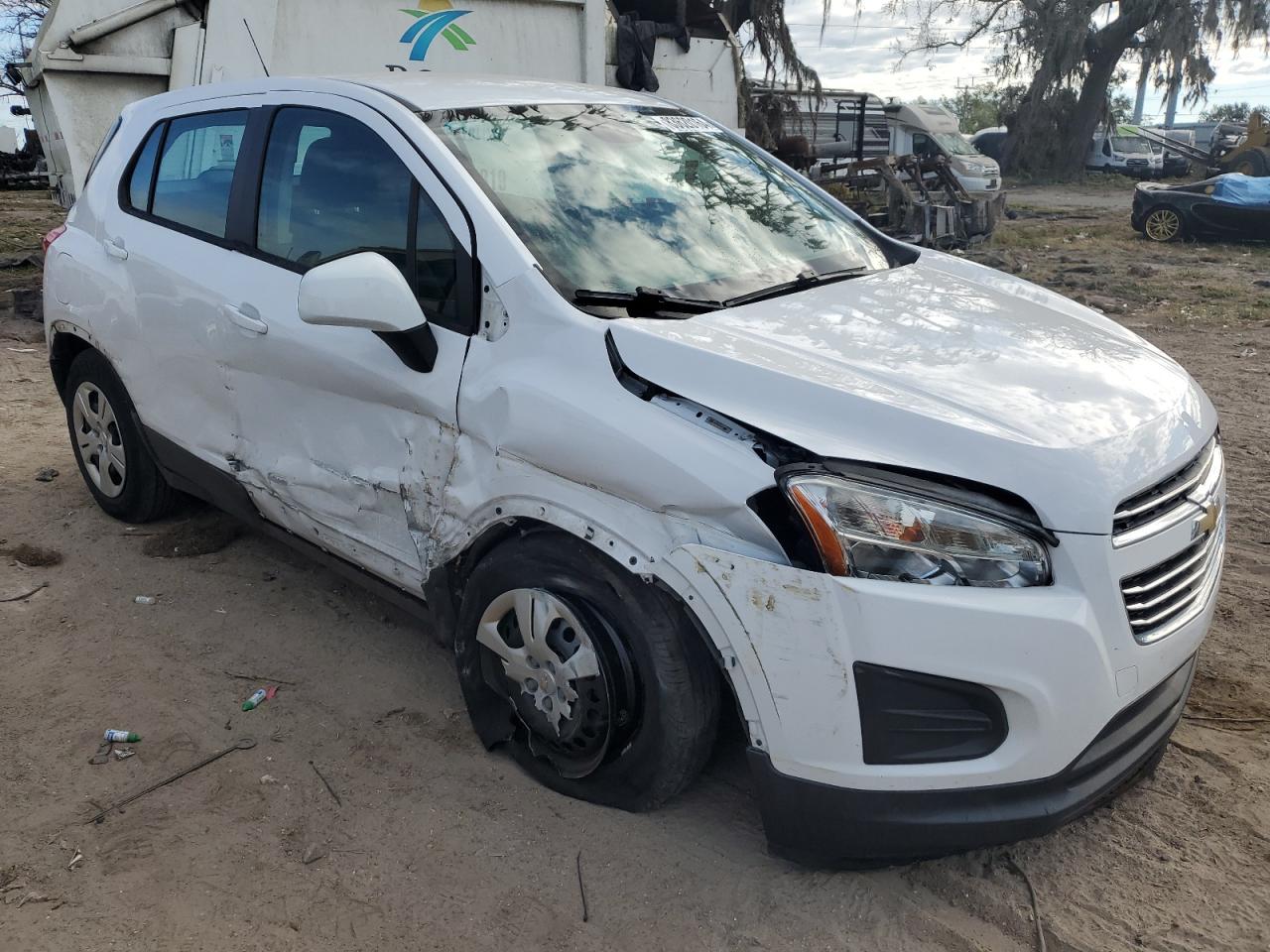 2016 Chevrolet Trax - Image 4