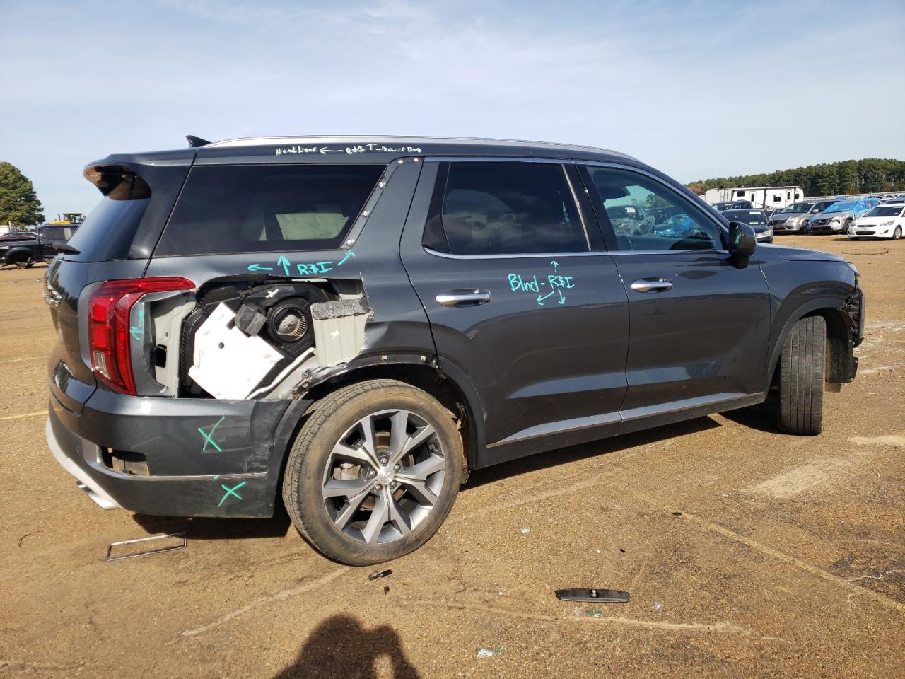 2021 Hyundai Palisade - Image 3