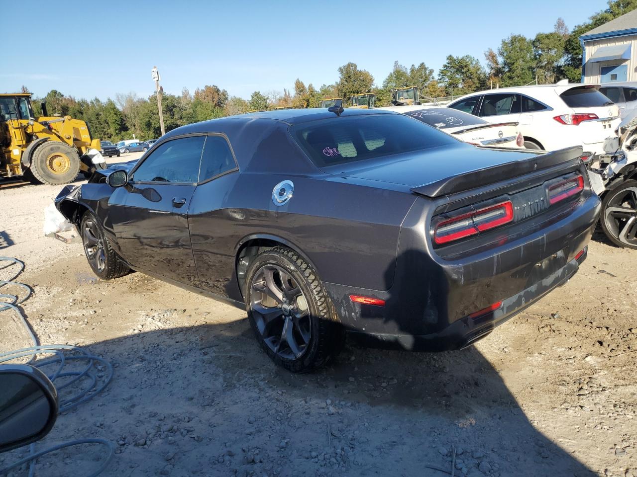 VIN 2C3CDZAG8JH333842 2018 DODGE CHALLENGER no.2