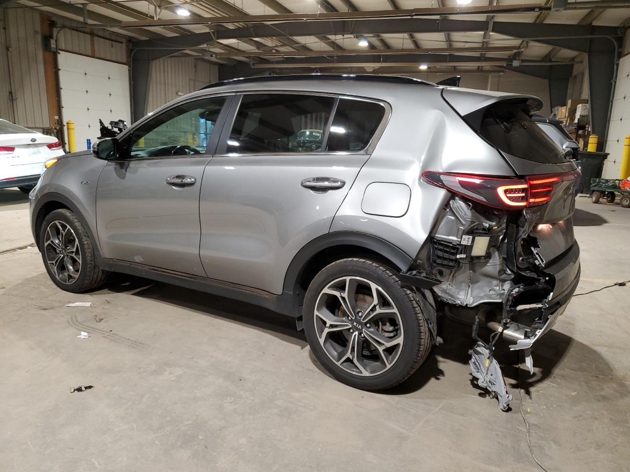 2021 Kia Sportage - Image 2