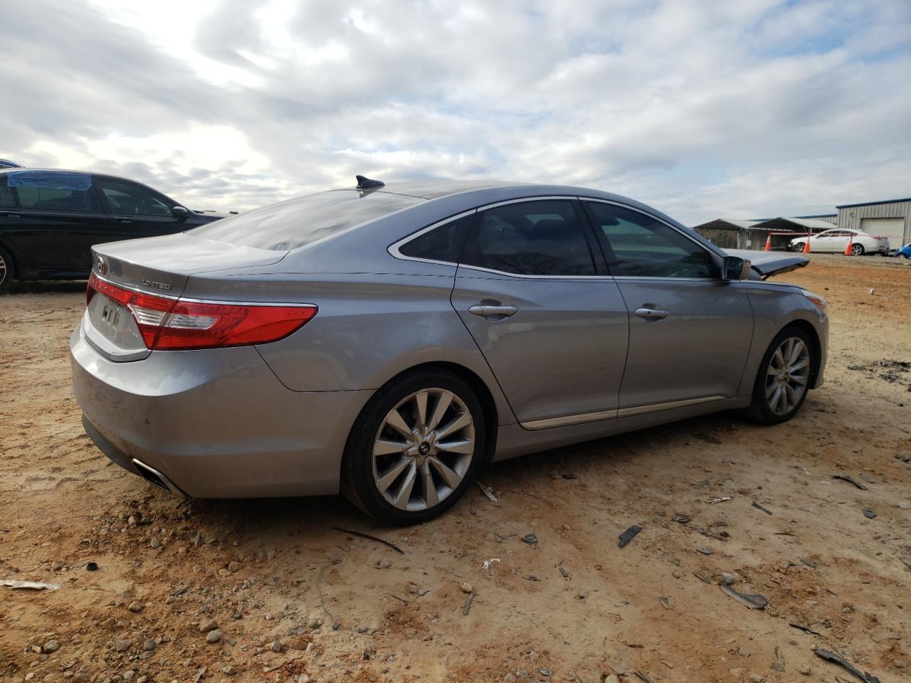 VIN KMHFH4JG6FA487905 2015 HYUNDAI AZERA no.3