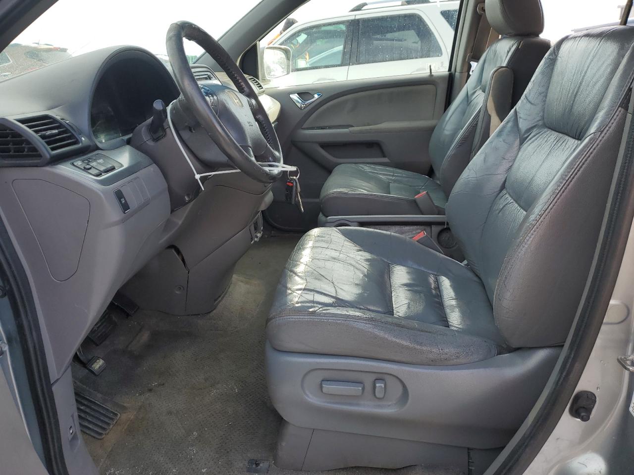2008 Honda Odyssey - Image 7