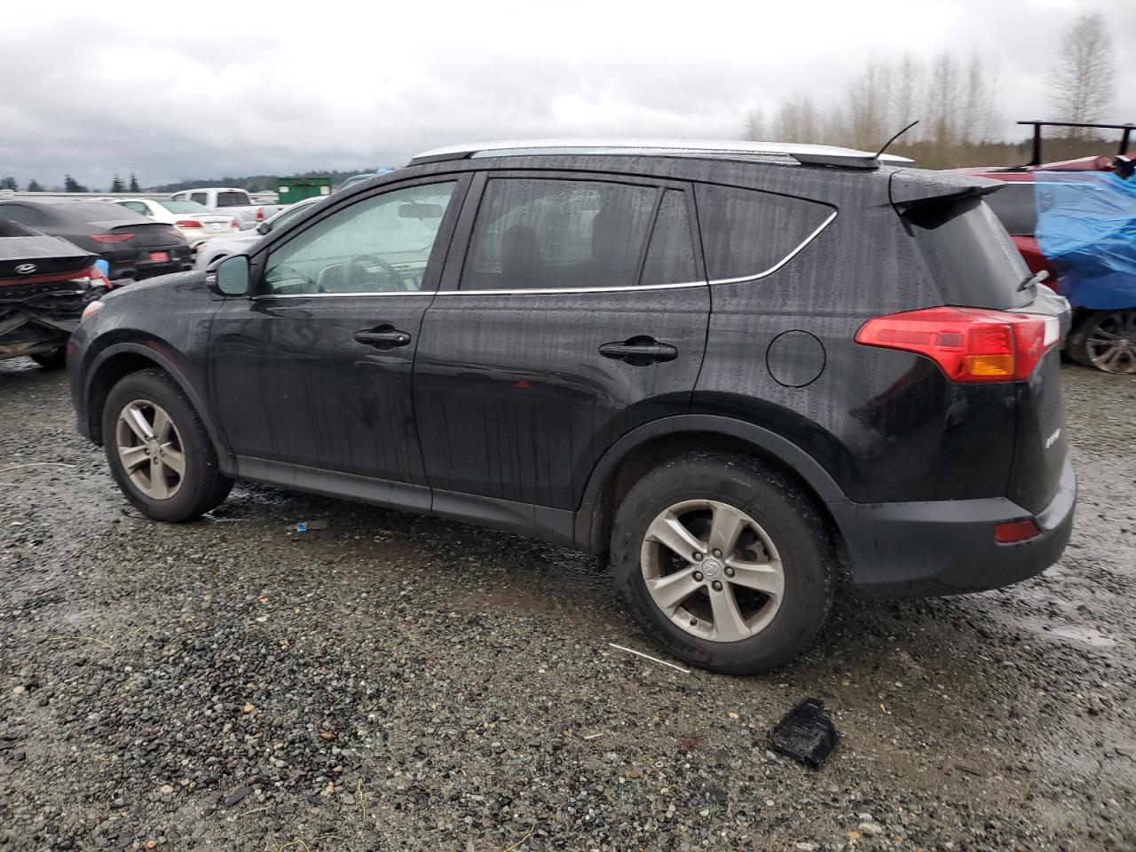 VIN 2T3RFREV8EW228393 2014 TOYOTA RAV4 no.2