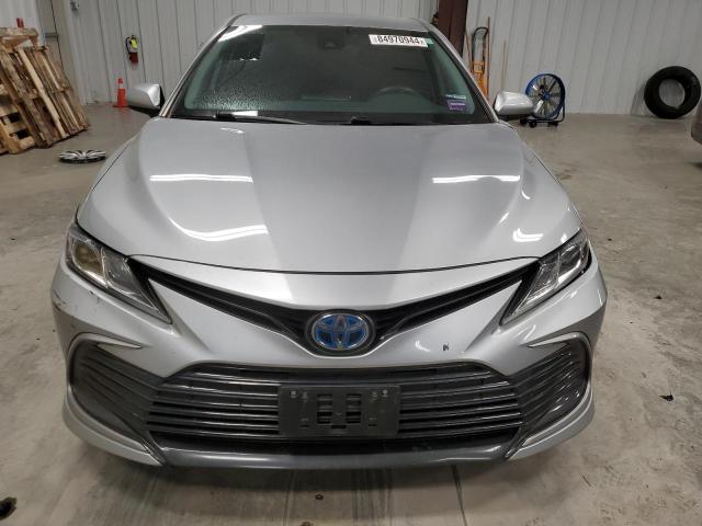  TOYOTA CAMRY 2021 Серебристый