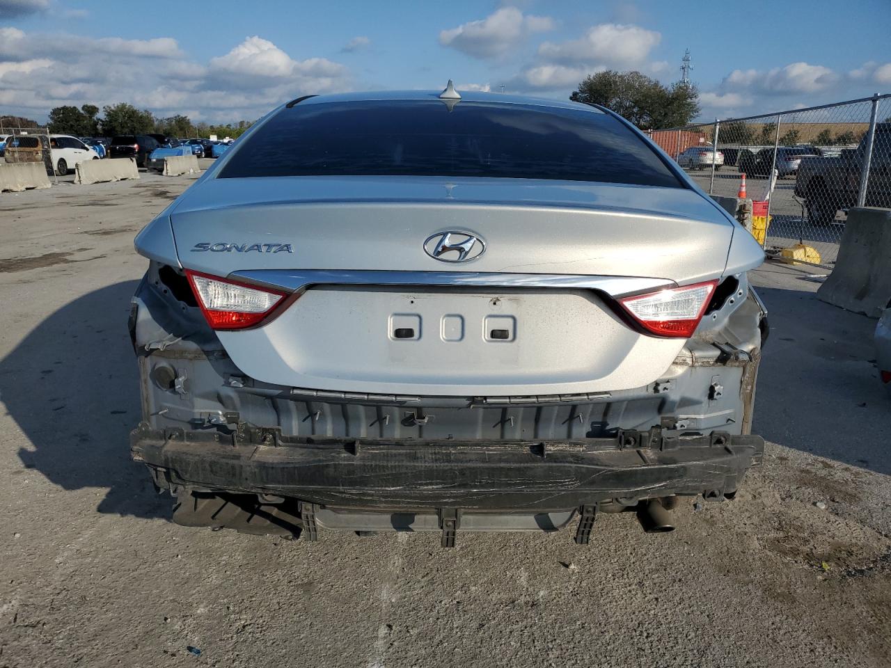 VIN 5NPEB4AC0EH917319 2014 HYUNDAI SONATA no.6