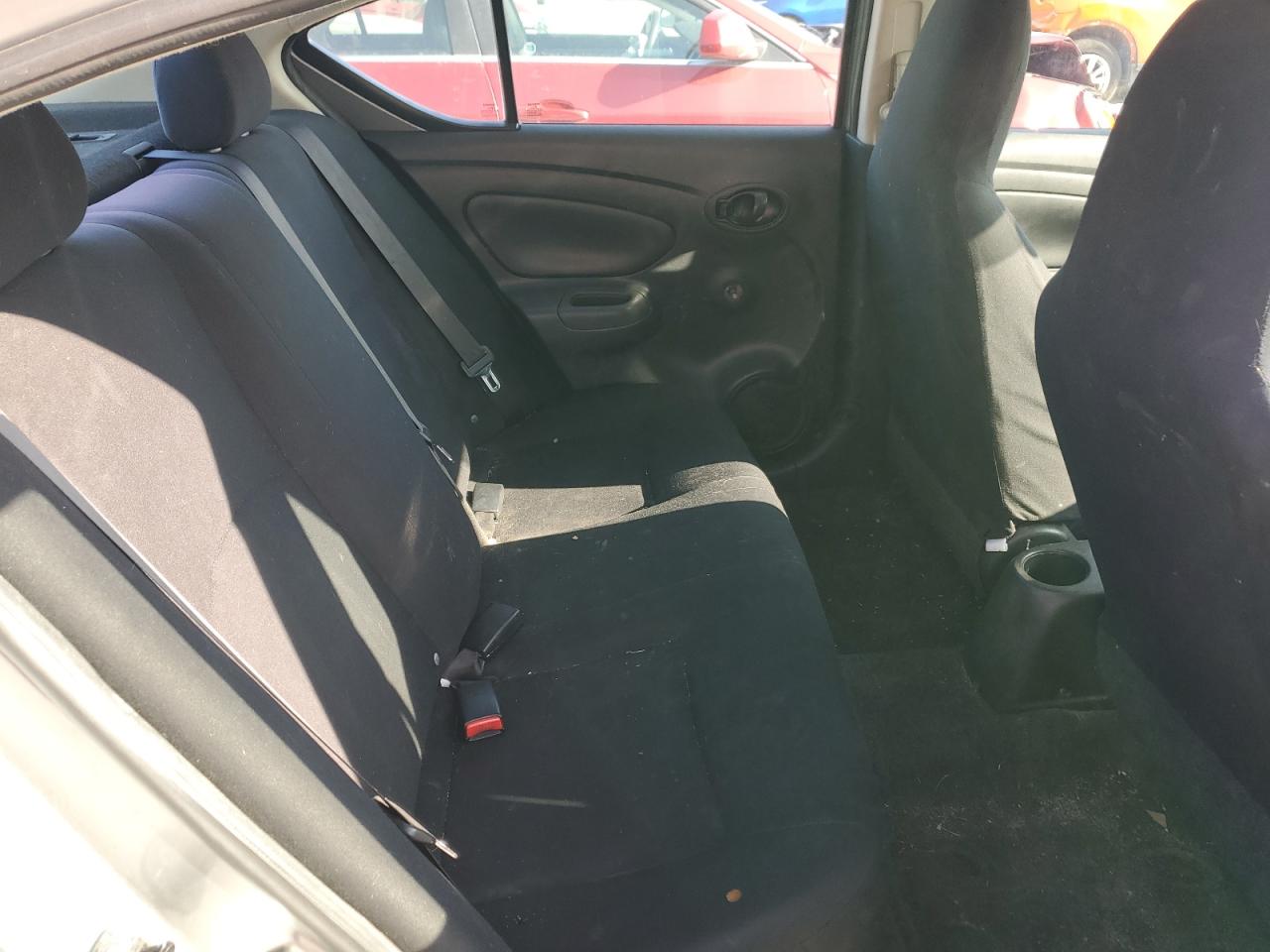 2013 Nissan Versa - Image 10