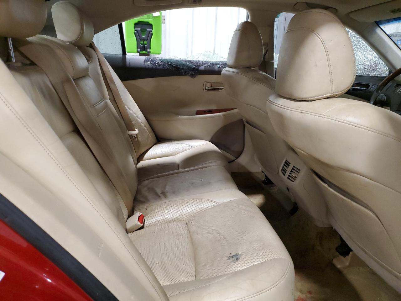 2010 Lexus ES - Image 10
