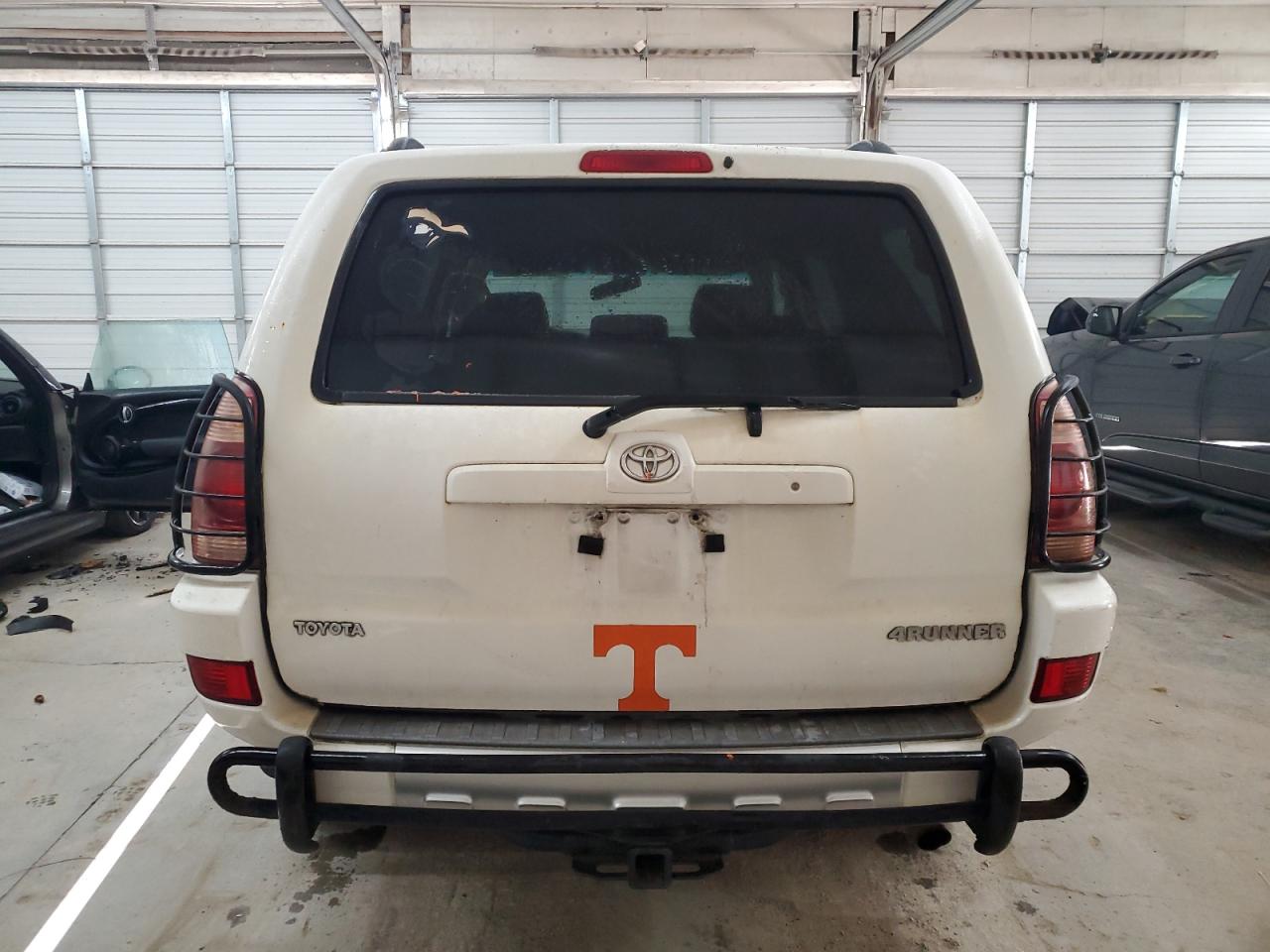 2004 Toyota 4Runner - Image 6