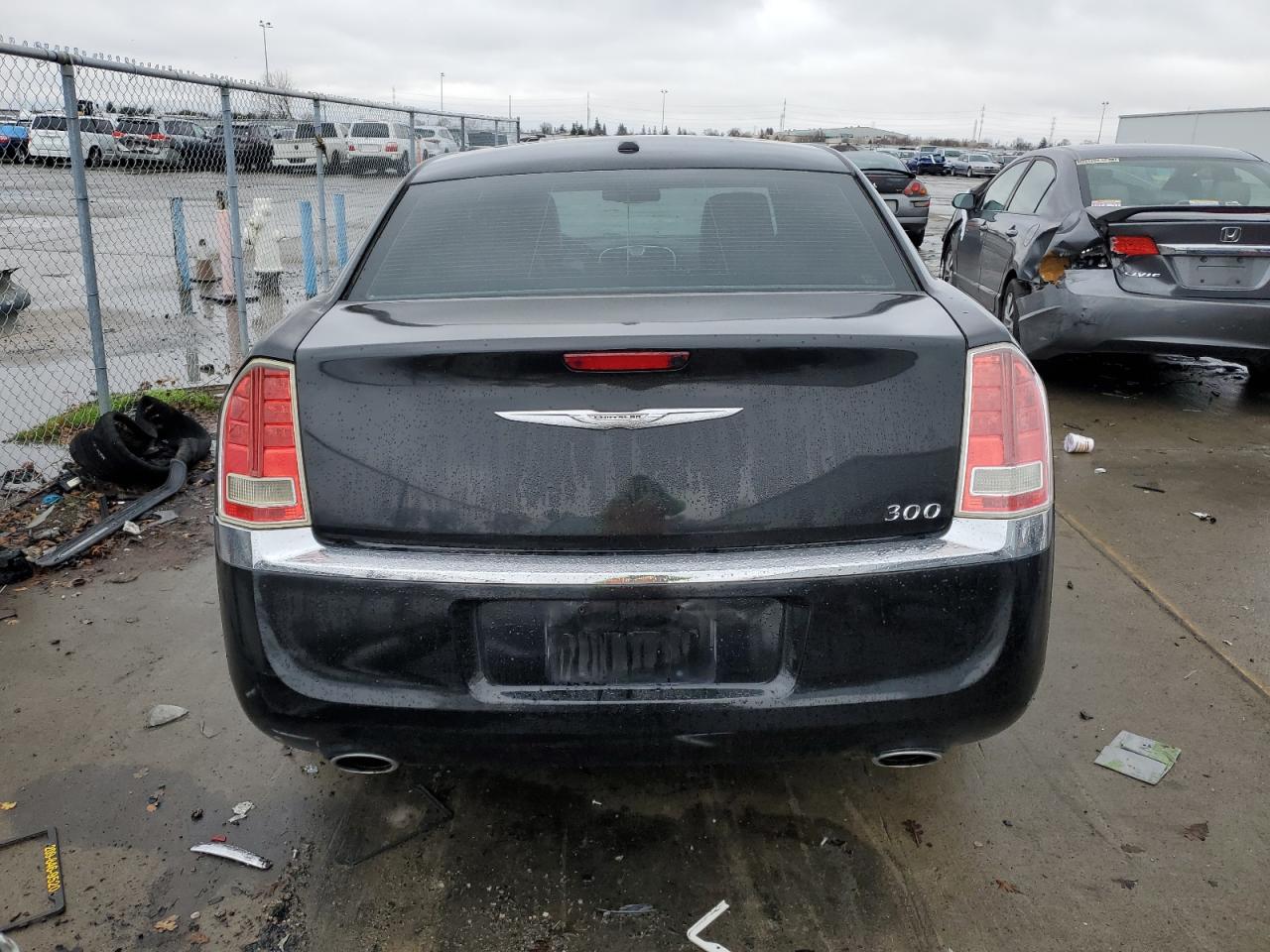 2014 Chrysler 300 - Image 6