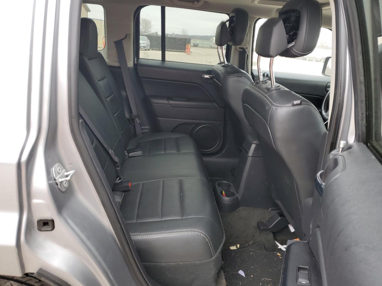 2017 Jeep Liberty (Patriot) - Image 10