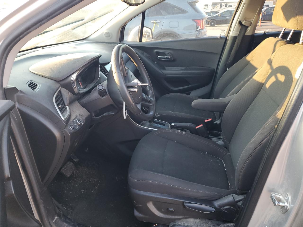 2017 Chevrolet Trax Ls VIN: KL7CJKSB6HB065467 Lot: 82861524