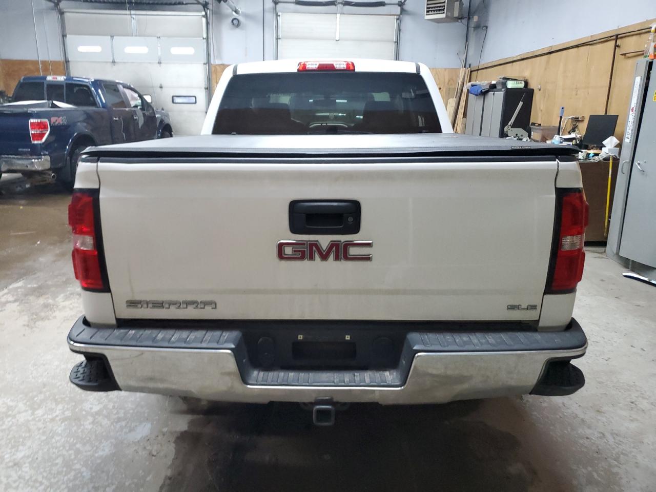 2014 GMC Sierra - Image 6