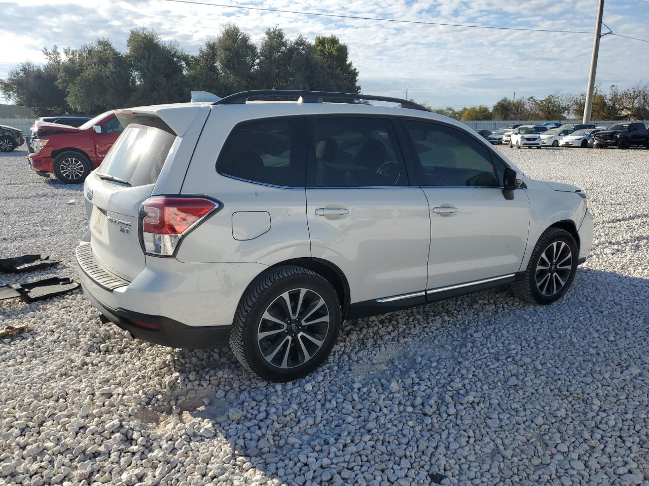 2017 Subaru Forester - Image 3