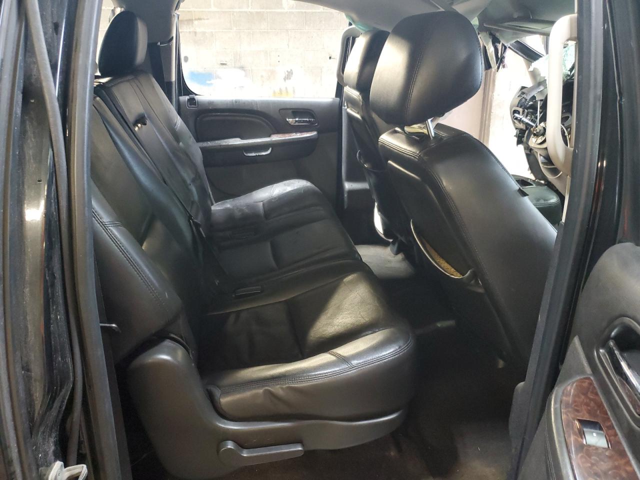 2012 GMC Yukon - Image 11