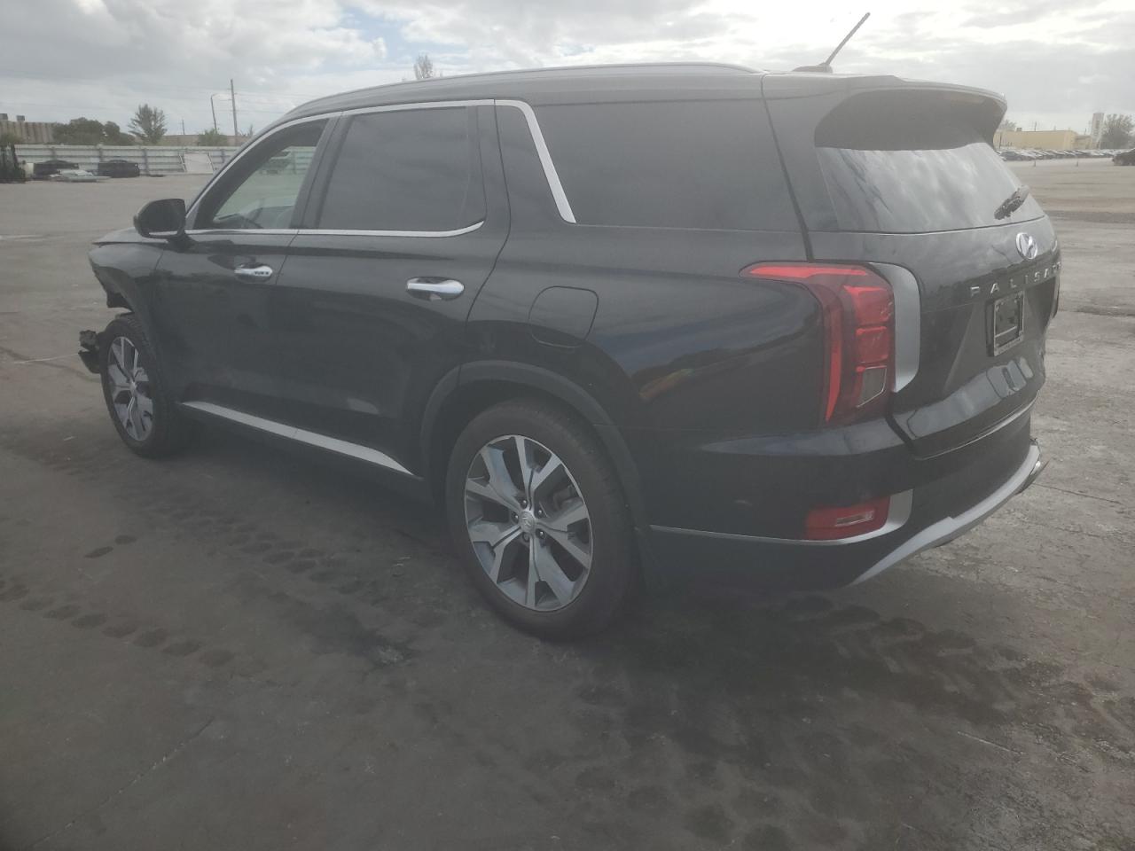 2020 Hyundai Palisade - Image 2