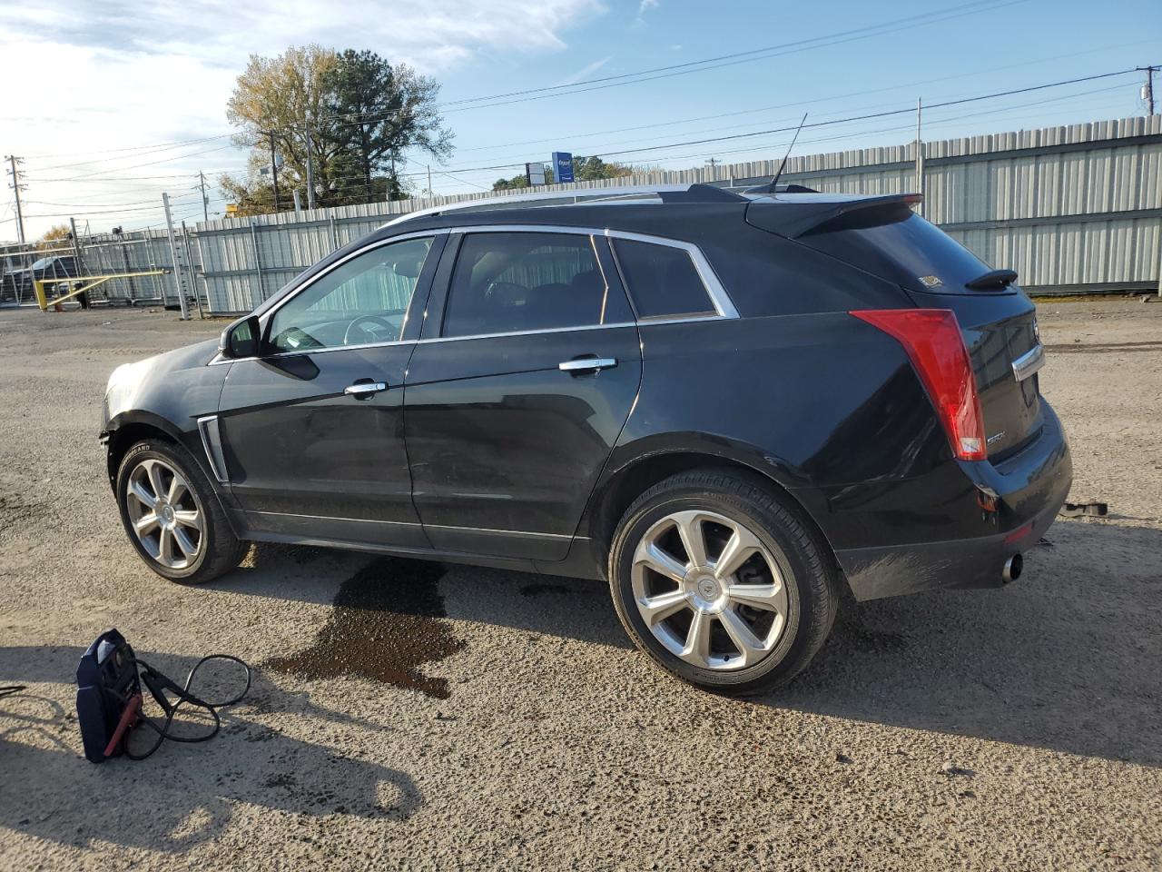 VIN 3GYFNDE30DS623732 2013 CADILLAC SRX no.2