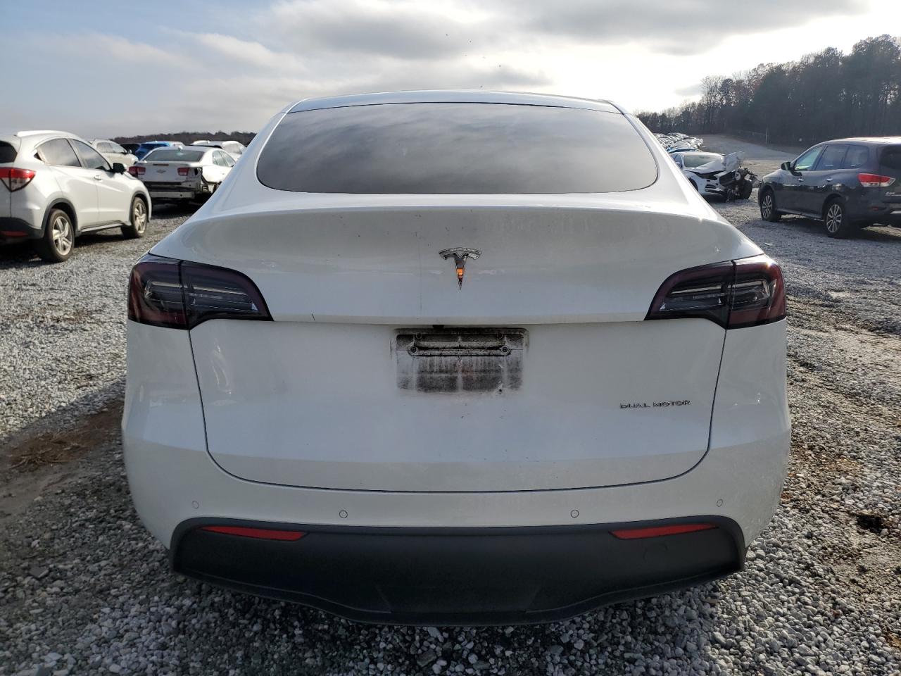 2020 Tesla Model Y VIN: 5YJYGDEE5LF028246 Lot: 84281294