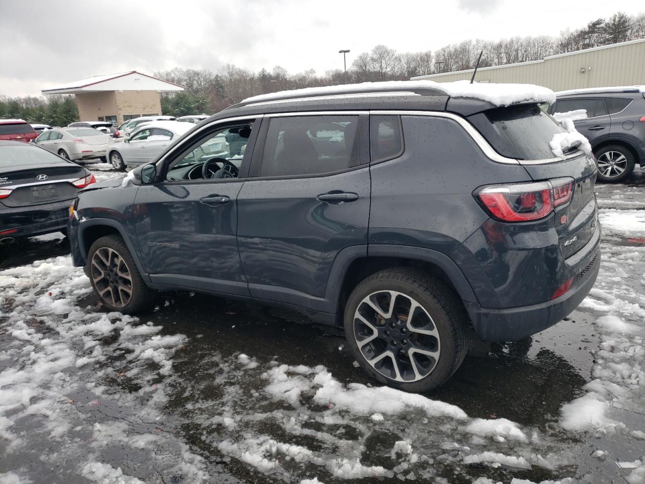 2018 Jeep Compass - Image 2