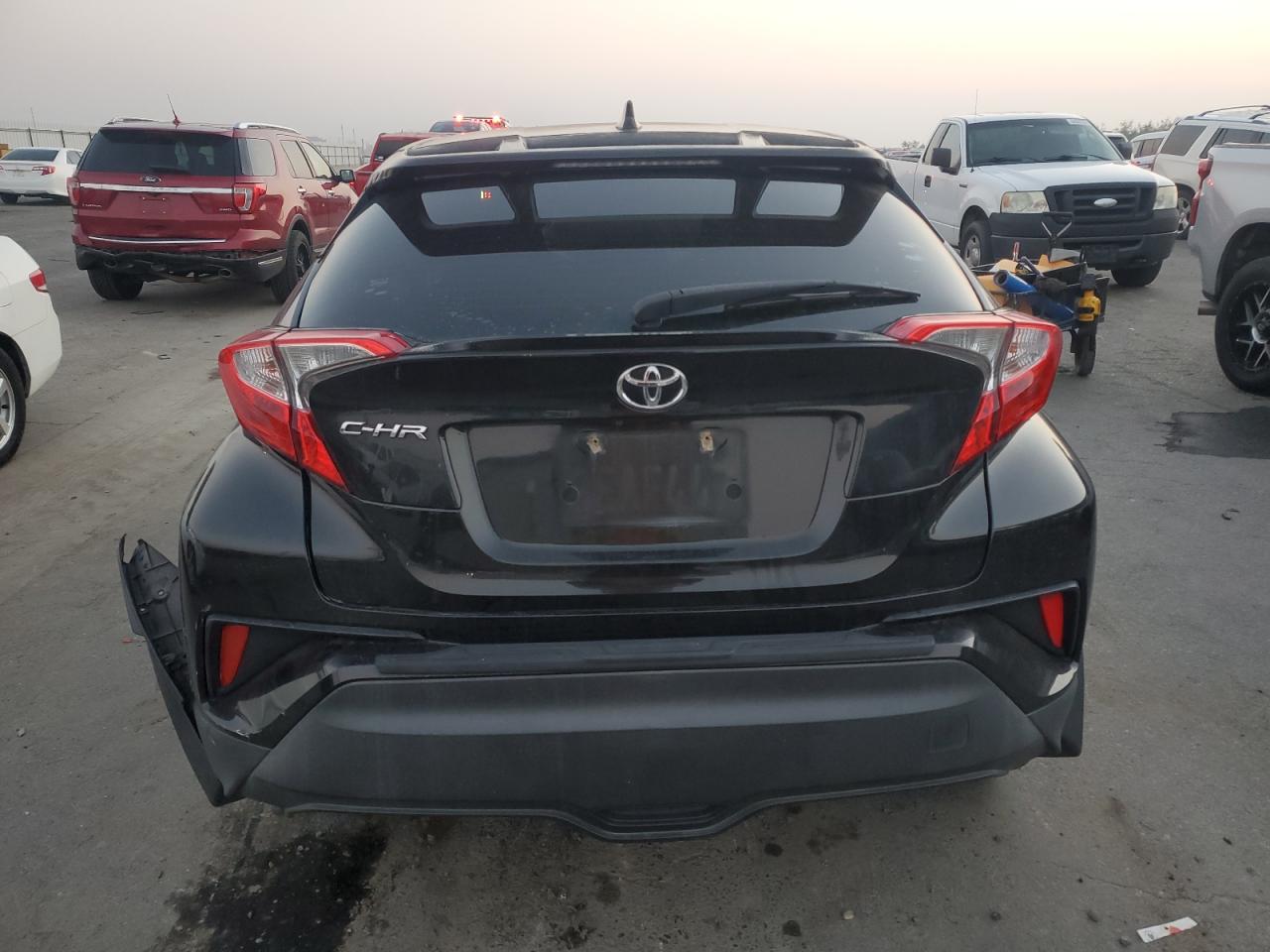 2018 Toyota C-Hr Xle VIN: NMTKHMBX7JR055142 Lot: 83915274