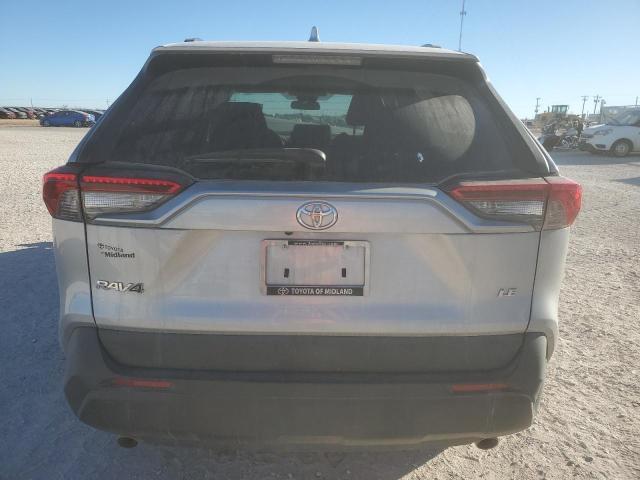  TOYOTA RAV4 2019 Srebrny